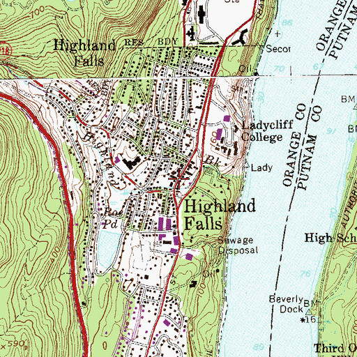Topographic Map of Highland Falls Post Office, NY