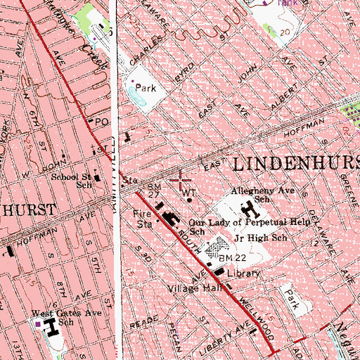 Topographic Map of Lindenhurst Post Office, NY