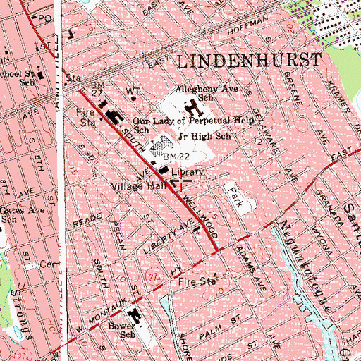 Topographic Map of Lindenhurst Village Hall, NY