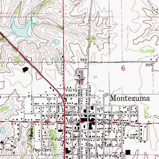 Topographic Map of Montezuma Junior High School, IA