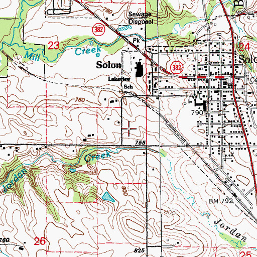 Topographic Map of Solon High School, IA