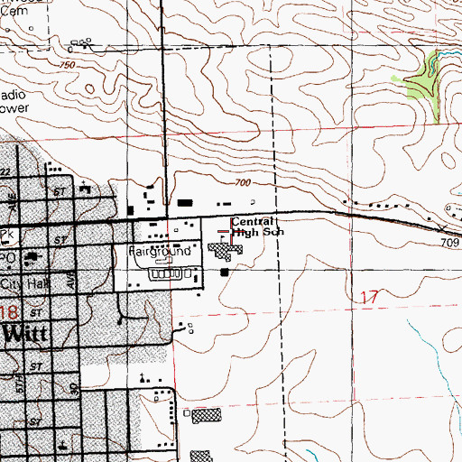 Topographic Map of Central Middle School, IA
