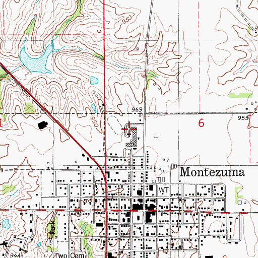 Topographic Map of Montezuma High School, IA