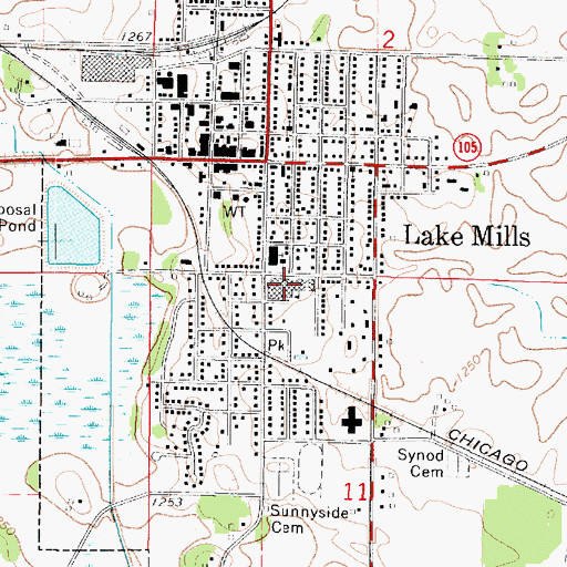 Topographic Map of Lake Mills Community Elementary School, IA