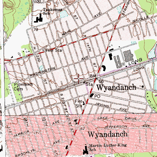 Topographic Map of Wyandanch - Wheatley Heights Ambulance Corp, NY