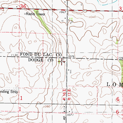 Topographic Map of Crestledge Farms, WI