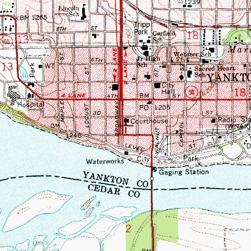 Topographic Map of Yankton County Government Center, SD
