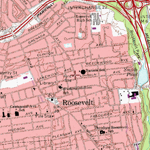 Topographic Map of Roosevelt Volunteer Fire Department Station 2, NY