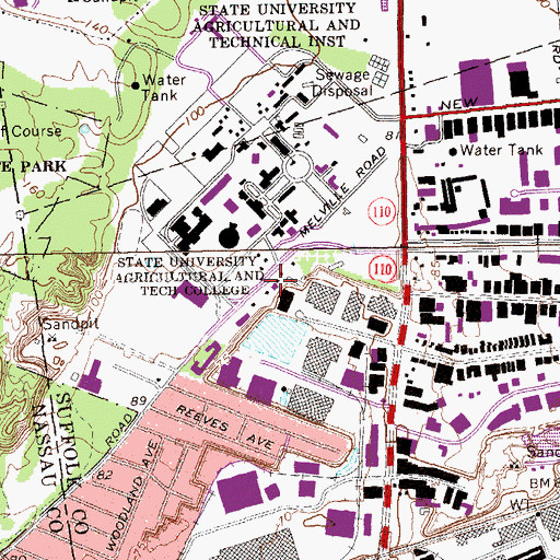 Topographic Map of East Farmingdale Volunteer Fire Station, NY