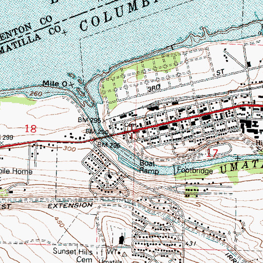 Topographic Map of Umatilla Police Department, OR