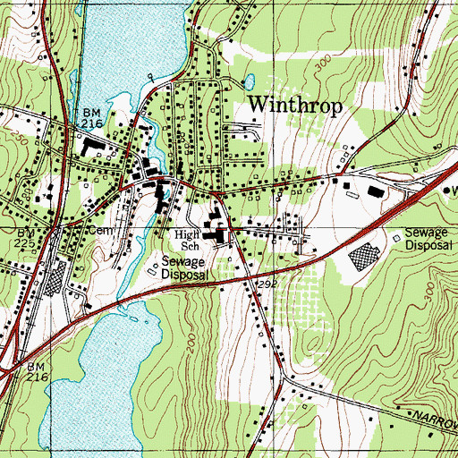 Topographic Map of Winthrop Grade School, ME