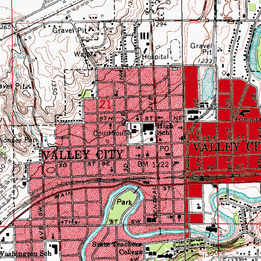 Topographic Map of Barnes County Courthouse, ND