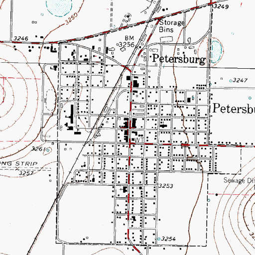 Topographic Map of Petersburg City Hall, TX