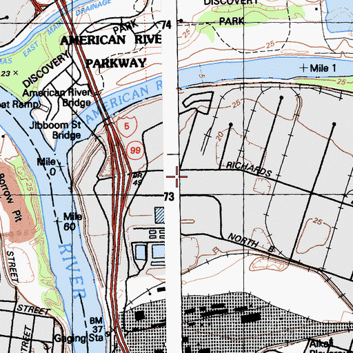 Topographic Map of Sacramento Police Department Central Command Police Facility, CA