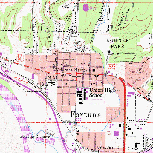 Topographic Map of Fortuna Post Office, CA