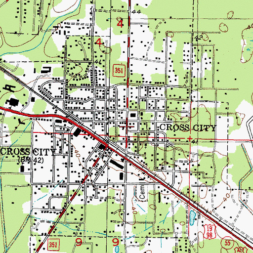 Topographic Map of Cross City Post Office, FL