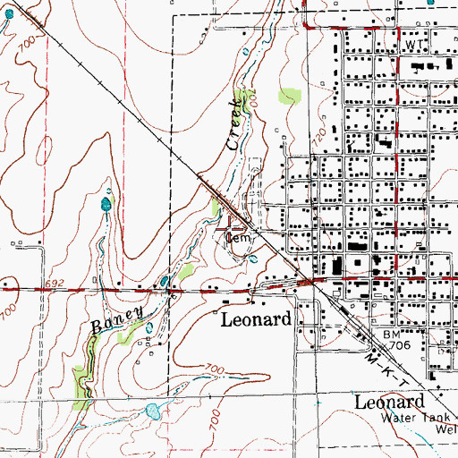 Topographic Map of Leonard Cemetery, TX