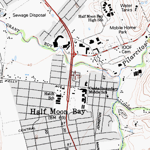 Topographic Map of San Mateo County Sheriff's Office Half Moon Bay Substation, CA