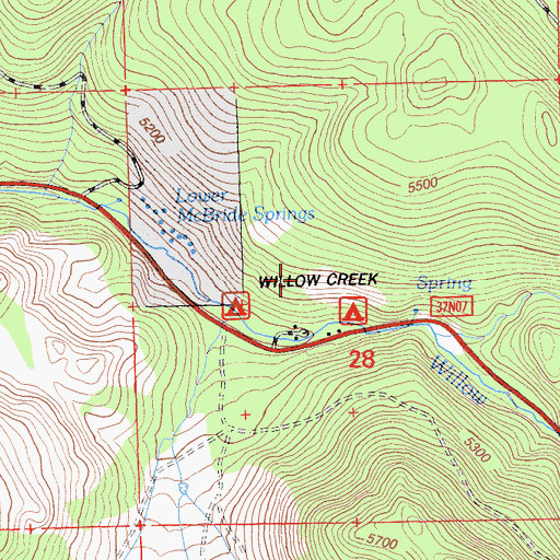Topographic Map of Willow Creek Campground, CA