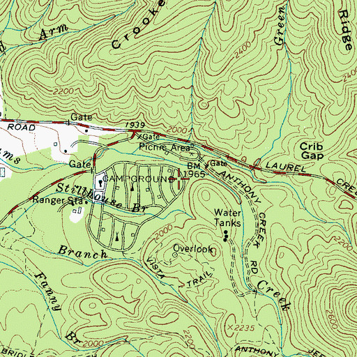 Topographic Map of Cades Cove Group Campground, TN