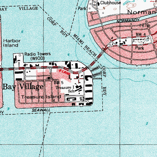Topographic Map of Treasure Island Elementary School, FL