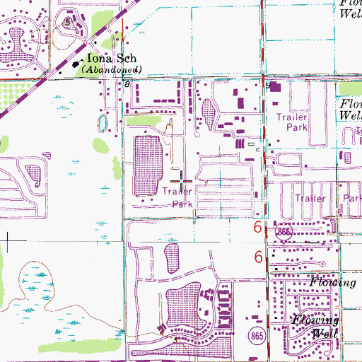 Topographic Map of Savings Square, FL