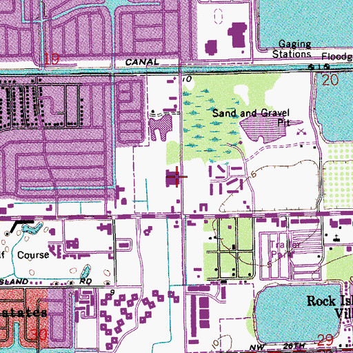 Topographic Map of Lakes Mall, FL