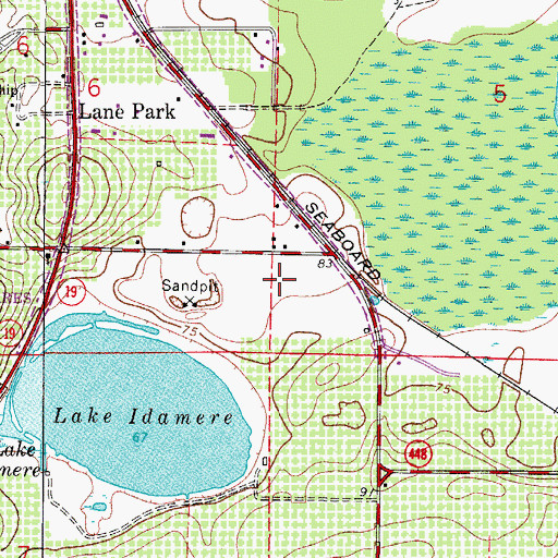 Topographic Map of Tavares Middle School, FL