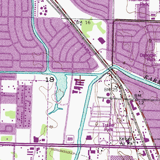 Topographic Map of Howell L Watkins Junior High School, FL