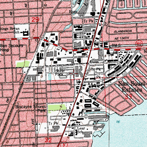Topographic Map of North Miami Community Center, FL