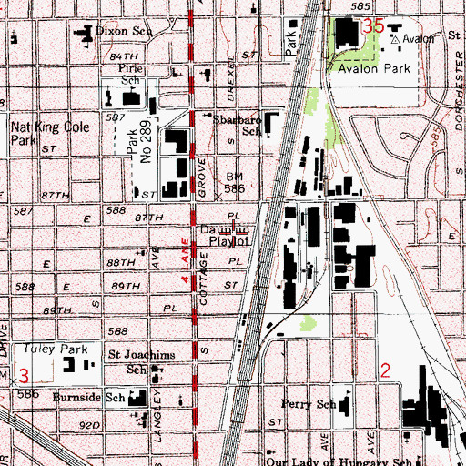 Topographic Map of Dauphin Playlot, IL