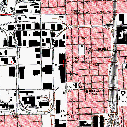 Topographic Map of International Amphitheater (historical), IL
