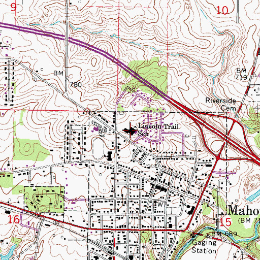 Topographic Map of Lincoln Trail Elementary School, IL
