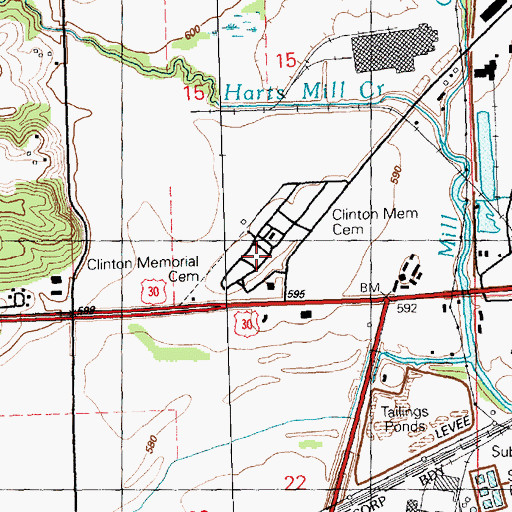 Topographic Map of Clinton Memorial Cemetery, IA