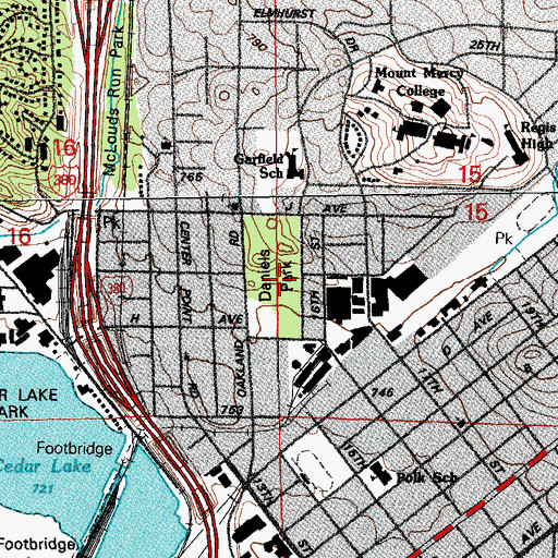 Topographic Map of Daniels Park, IA
