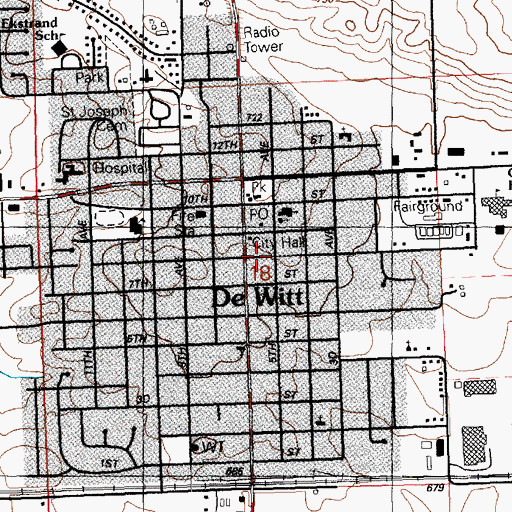 Topographic Map of DeWitt, IA