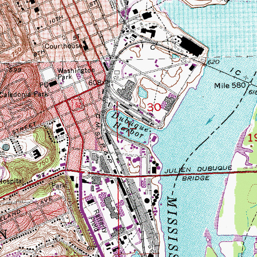 Topographic Map of Dubugue Harbor, IA