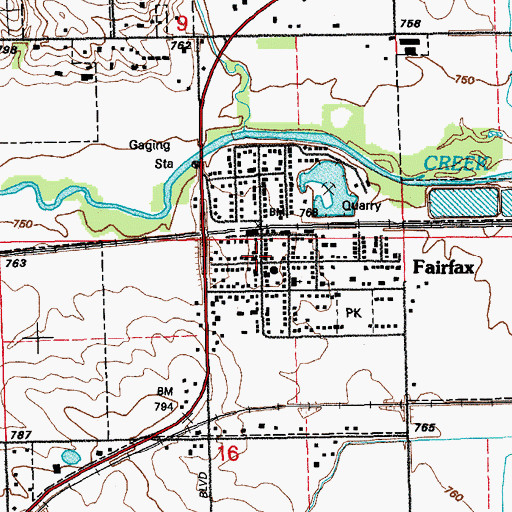 Topographic Map of Fairfax, IA