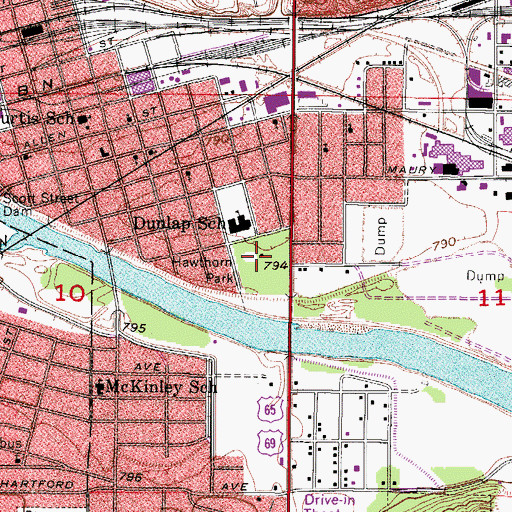 Topographic Map of Hawthorn Park, IA