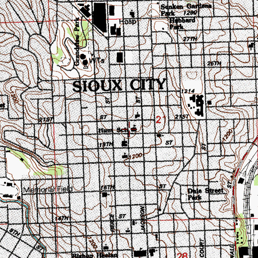 Topographic Map of Hunt Elementary School, IA