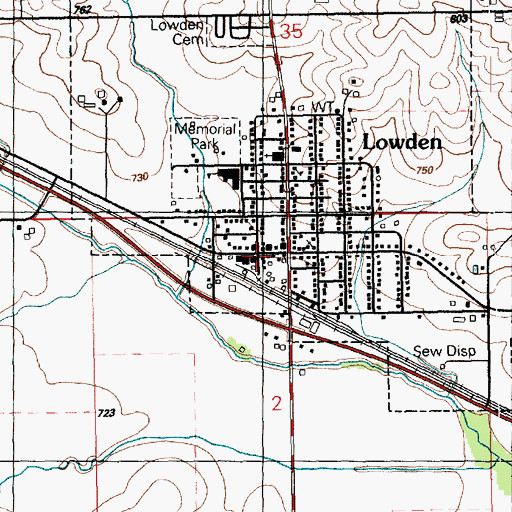 Topographic Map of Lowden, IA
