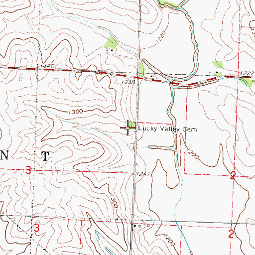 Topographic Map of Lucky Valley Cemetery, IA