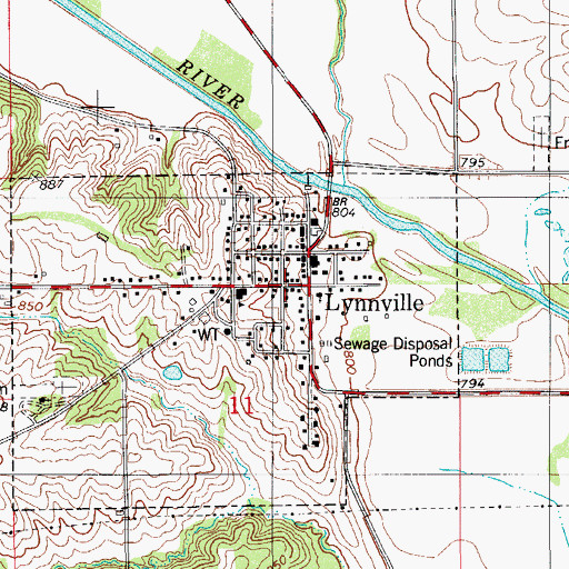 Topographic Map of Lynnville, IA