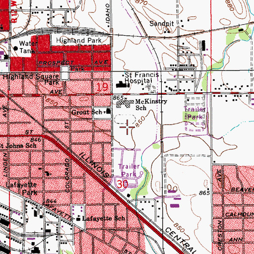 Topographic Map of Highland Elementary School, IA