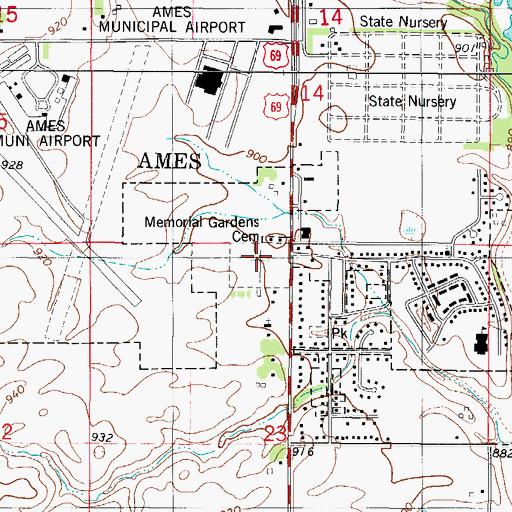 Topographic Map of Memorial Gardens Cemetery, IA