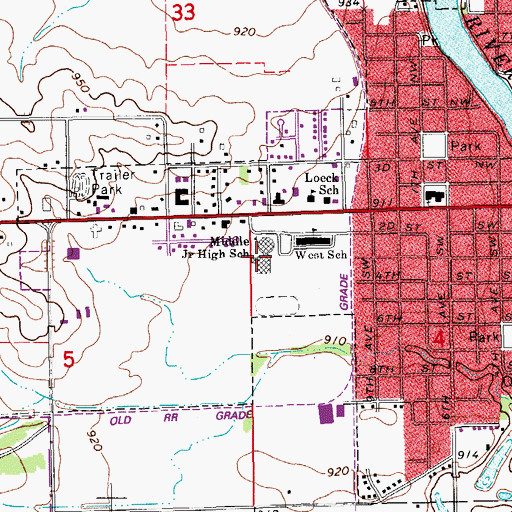 Topographic Map of Independence Middle School, IA