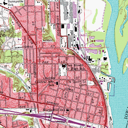 Topographic Map of Oak Street Junior High School, IA
