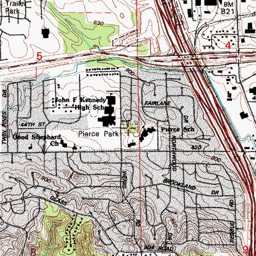 Topographic Map of Pierce Park, IA