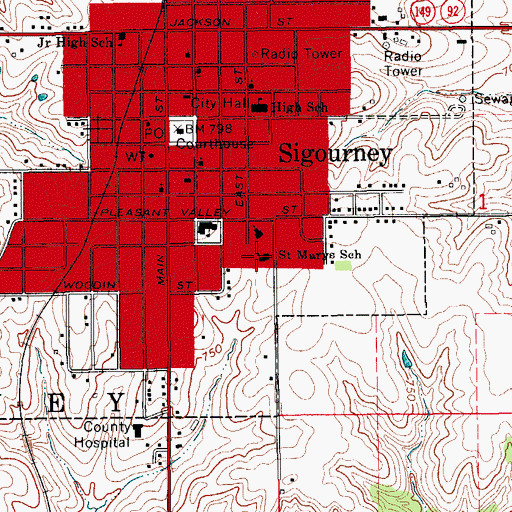 Topographic Map of Saint Marys School, IA