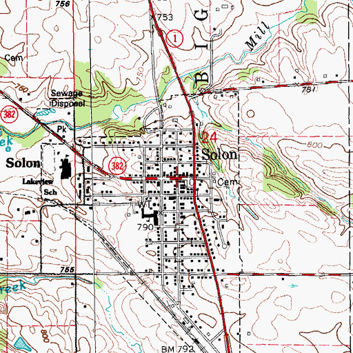 Topographic Map of Solon, IA